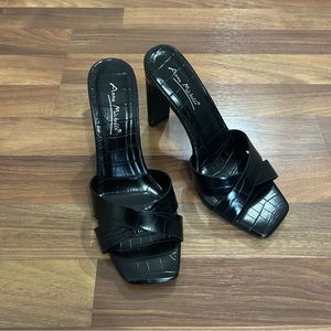 Brand New Black Snake Print Mules